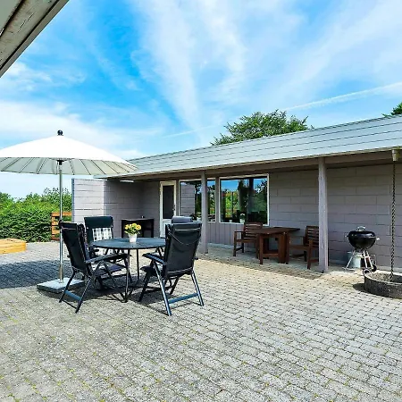 Dom wakacyjny Two-bedroom In Glesborg 8 Bønnerup
